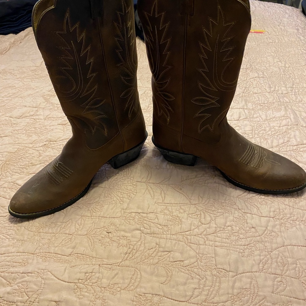 Ariat Brown Western Heeled Boots